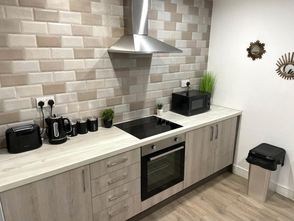 Luxurious 2 Bed Apartment In Heart Of Burnley With Private Parking Ngoại thất bức ảnh